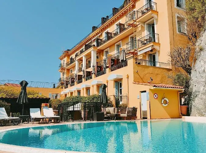 Hôtel La Pérouse Nice Baie des Anges